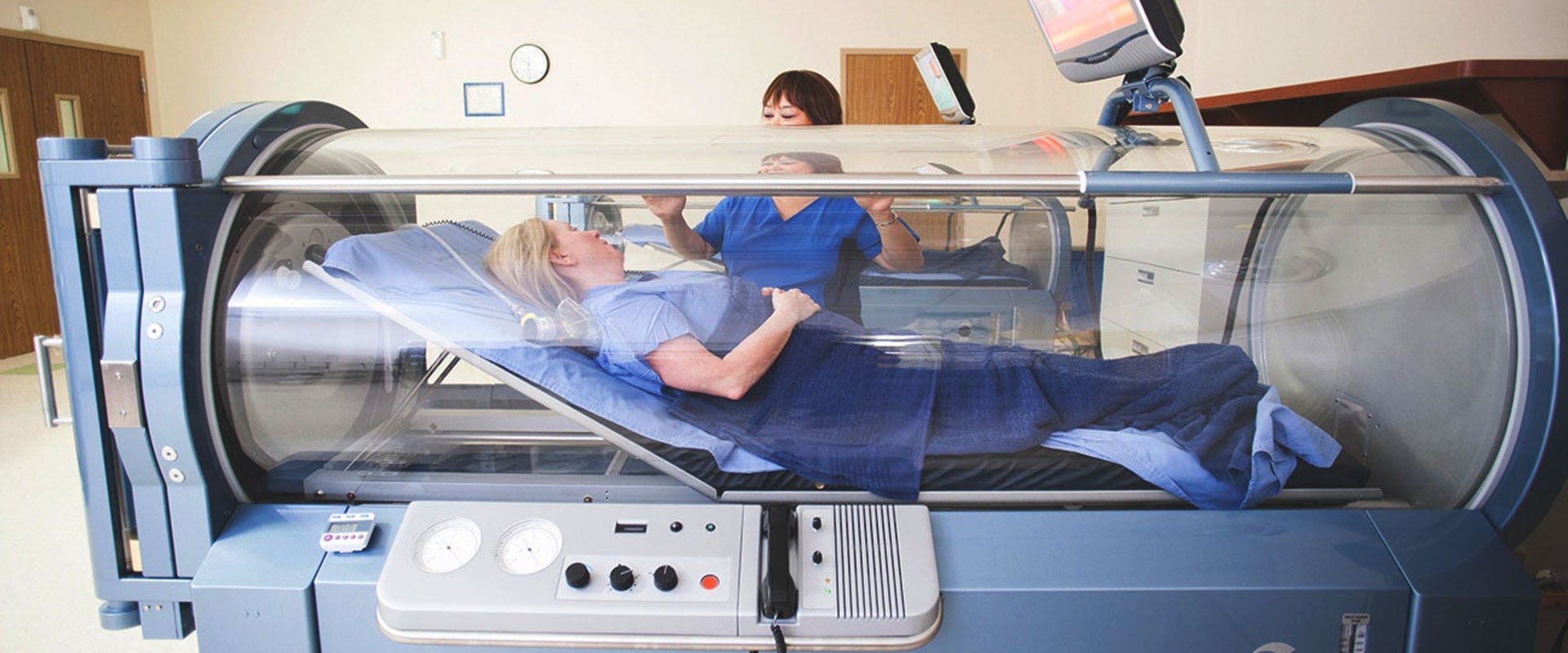 Understanding Pressure Changes in a Hyperbaric Chamber