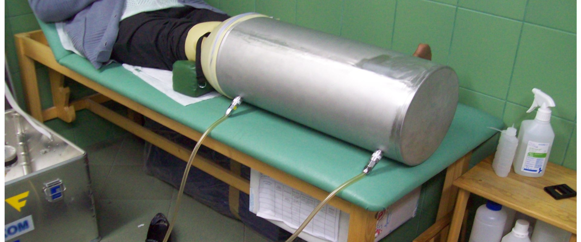Understanding Safety Features and Monitoring Equipment in Hyperbaric Chamber Therapy